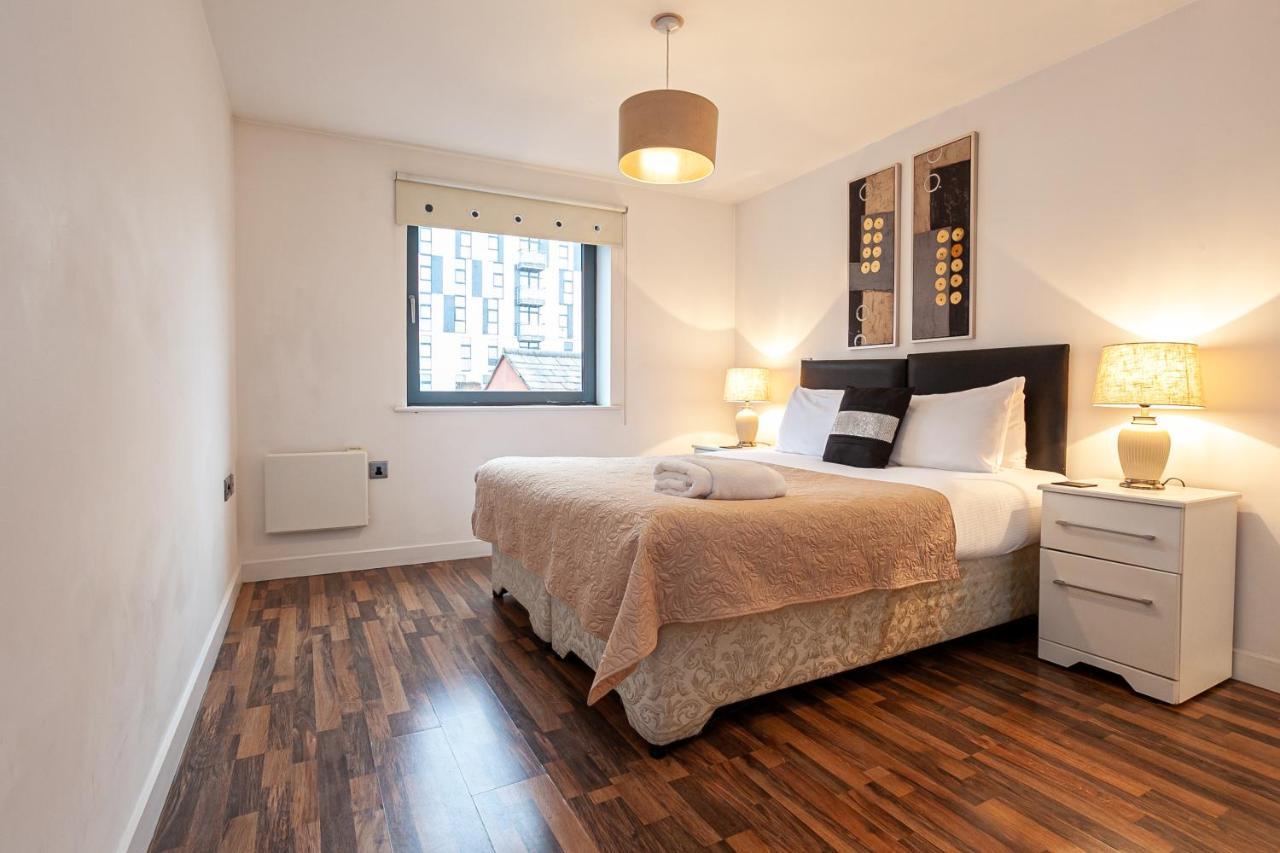 Dreamhouse Apartments Manchester City West Exterior photo